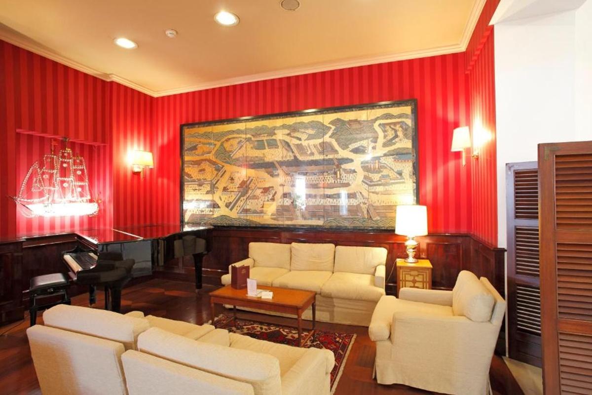 De La Paix Hotel