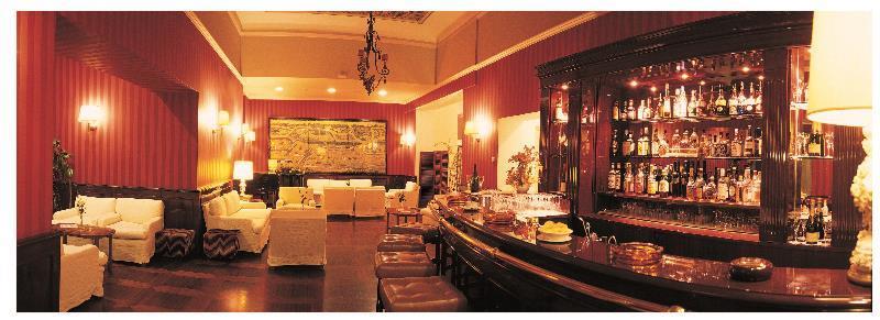 De La Paix Hotel 4*
